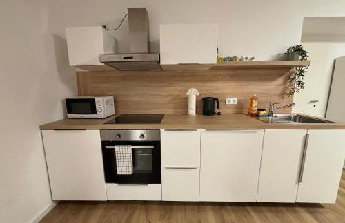 90qm - 5 Zimmer - Parkplatz - Autobahn - blauen See - Foto 11