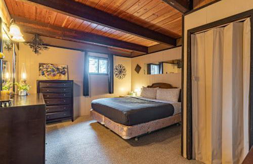 Hilltop Hideaway - Photo 19