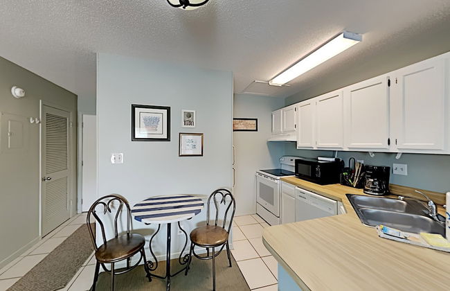 Sandpiper Cove by Southern Vacation Rentals - Photo 30