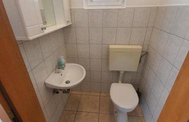 Sunny Garden Villa with Pool - Foto 40