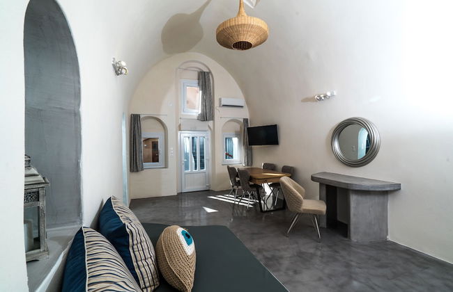 Thetis Cave Houses - Photo 36