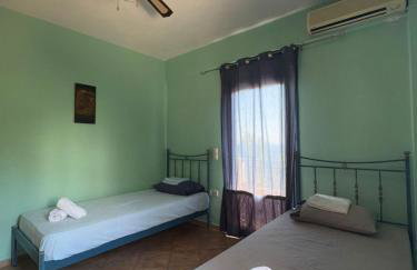 Sunset Apartments - Photo 12