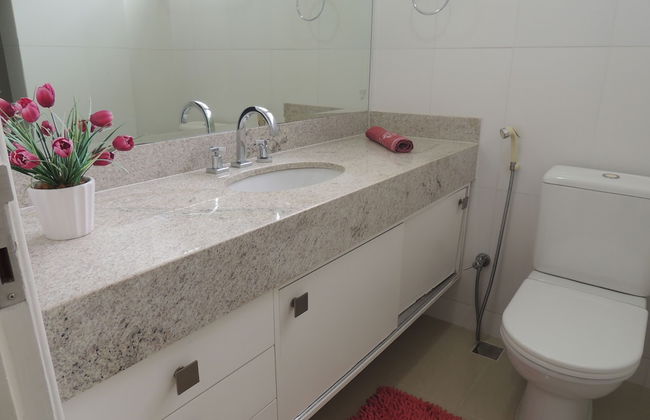 Lindo Amplo 3 Quarto em Prédio Frente Mar - Foto 48