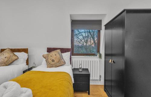 2 Bedroom Flat By Key Light Properties Short Lets & Serviced accommodation two minutes walk from Canada Water Station - Great for Contractors, Group and Family - Foto 46