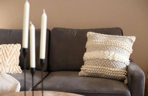 Stylish Sanctuary King Beds Upscale Condo - Foto 9