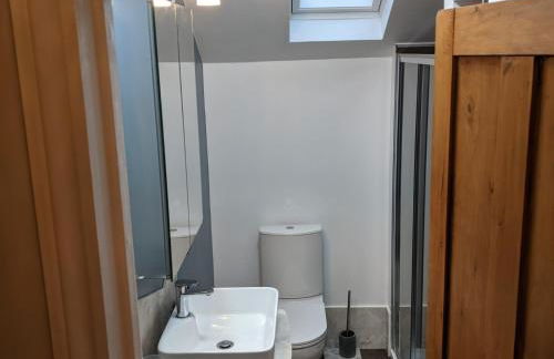 Lovely Stable mews in hidden location - Photo 8