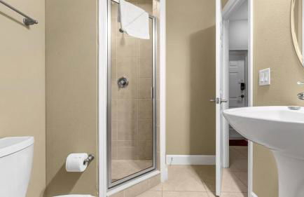 Book Your Summer Escape - TownHome by Disney! - Photo 28