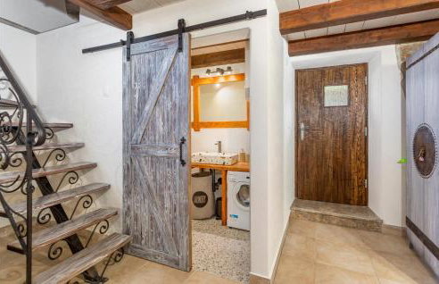 2 Bedroom Cozy Home In Malinska - Photo 18