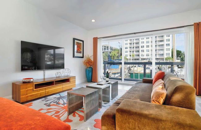 Orange Dream on the Water - Foto 1