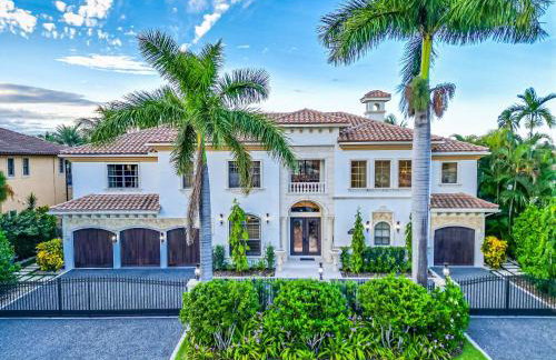 Fort Lauderdale Mansion with Private Pool & Hot Tub - Perfect for Families - Foto 12