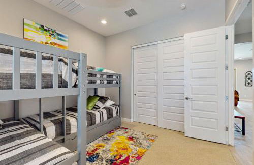 Pool, Hot Tub and Game Room! Spacious Buckeye Home - Foto 16