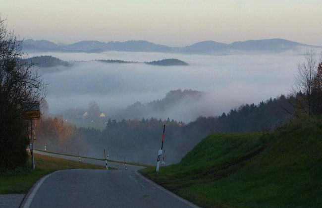 Ehemaliges Bauernhaus mit Liegewiese - Foto 26