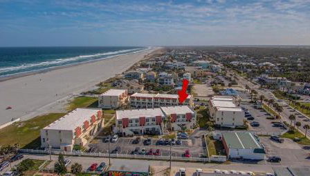 Beautiful Ocean Side 2 Bedroom Condo with Pool - Foto 3