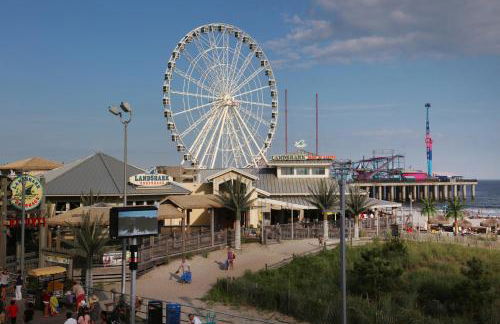 ❤️ The Top End Townhomes with Stunning Views On One-Of-A-Kind Rooftop Deck! WOW! - Foto 76