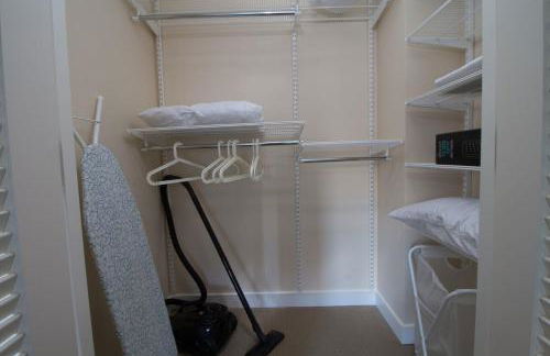 Heaven on Washington Fully Furnished Apartments - Foto 36