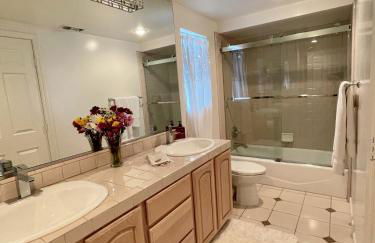 Luxury, Beach House, and quiet neighborhood - Foto 17