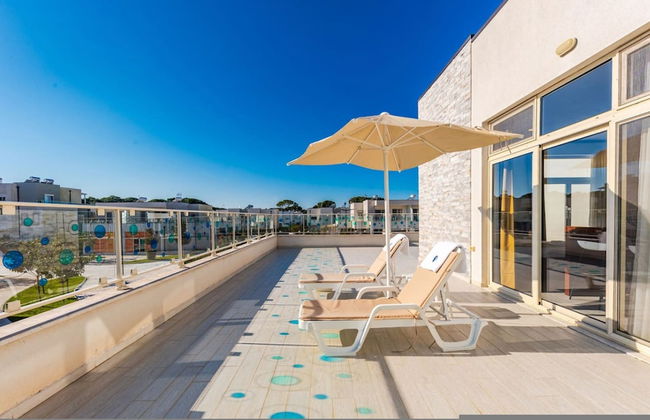 Stylish Studio With Spacious Balcony -trendafili - Foto 21