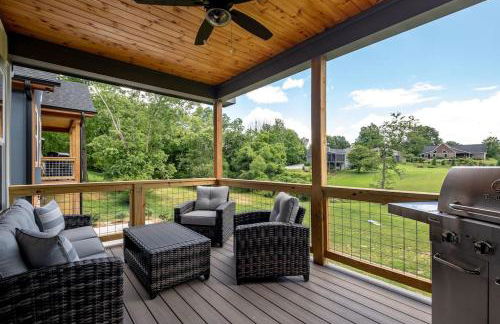 Walkable Downtown 5BR - Hot Tub and Resort Access - Foto 9