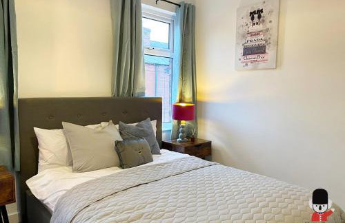 KozyGuru / Wigan / 2BR 4Beds / Newly Refurbished Stylish Holiday House / Close to Big Retail Park / UWNE034 - Foto 32