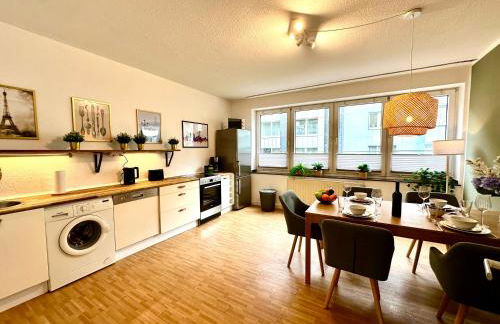 Pempelfort, zentral, Balkon, zu Fuß zur Kö & Stadt, Netflix - Foto 10