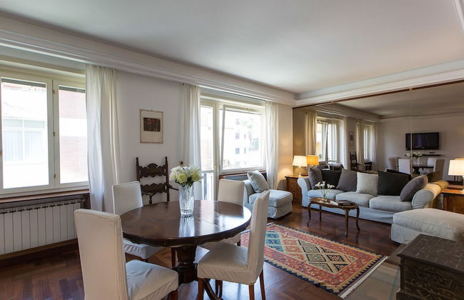 Rental In Rome Ponte Milvio Apartment - Photo 17