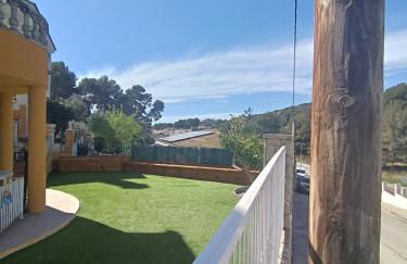 Family Suite with Terrace Garden - Photo 32