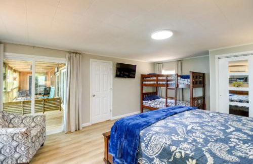 Edgemont Waterfront Cabin Rental with Beach Access! - Foto 16