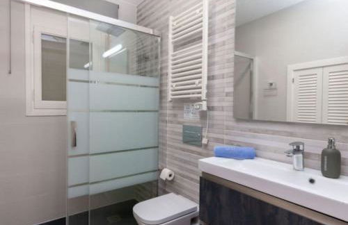 AMPLIO CHALET CON GRAN PISCINA - Foto 11