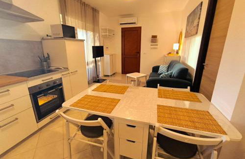 Pizzo Beach Club Luxury Apartment - Photo 38