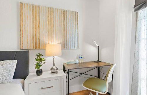 3BR Home Ideal for Work Trips, Family & Long Stays - Foto 15