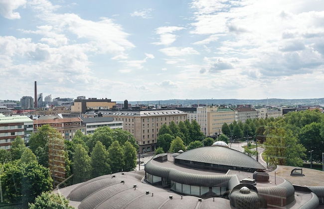 3BR Modern Loft Penthouse with Sauna & Parking - Foto 25