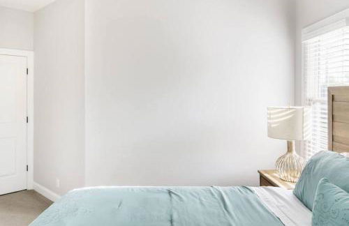 Southern Charm Downtown, Walk to Farmers Market & - Foto 15