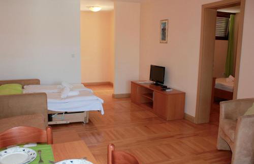 Apartments Unija Duga Uvala - Photo 16