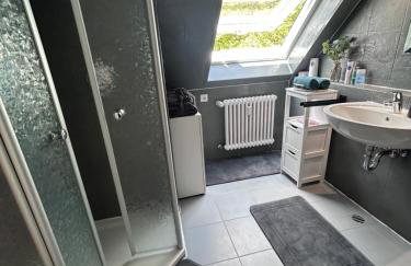 Stilvolle Fewo mit Dom-Blick & Balkon zentral in Sankt Blasien - Photo 22