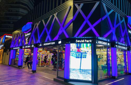 Cometa Center - Photo 22