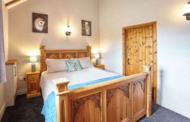 Host Stay The Byre - Photo 4