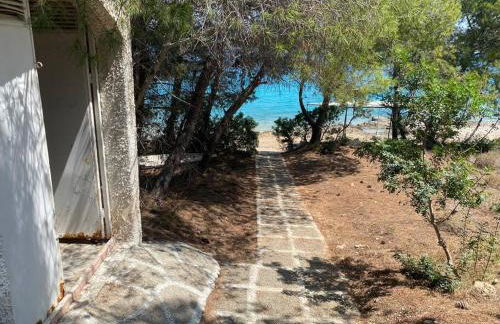 RETREAT VILLA BY THE SEA WITH POOL IN PORTO HELI - Foto 21