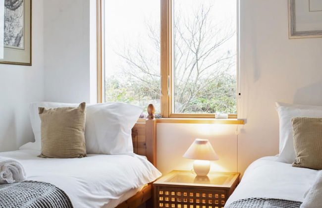 Triskele Detached Characteristic Home Sleeps 10 - Foto 35