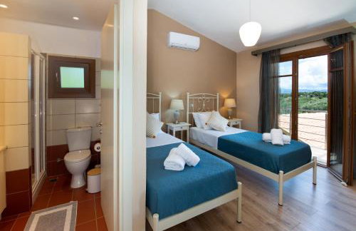 Villa Ozias a modern,spacious, swimmig pool villa. - Foto 24