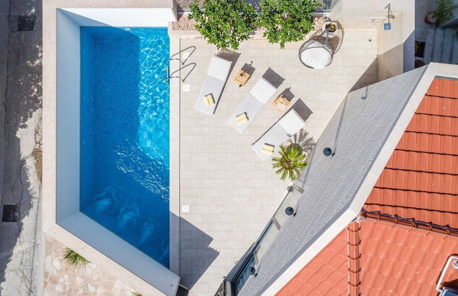 Villa Stone Pearl - Two Bedroom Holiday House With Pool - Foto 77