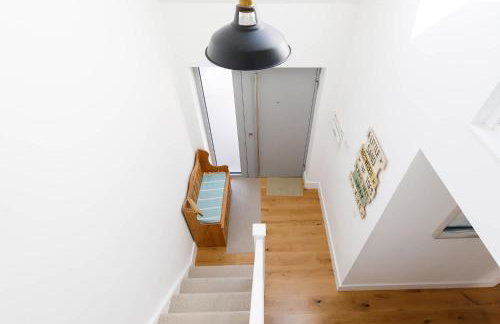 Delightful Seaside Hideaway 5 Mins to Beach - Foto 54