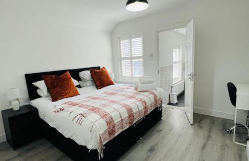 Beautiful, Luxurious 3 Bed house, Perfect for Contractors , Family & Friends - Foto 34