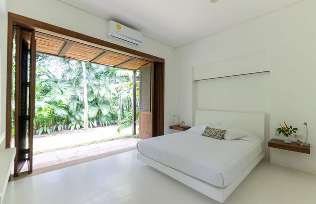 w Beautiful 4BR Villa at Mesa de Yeguas - Photo 12