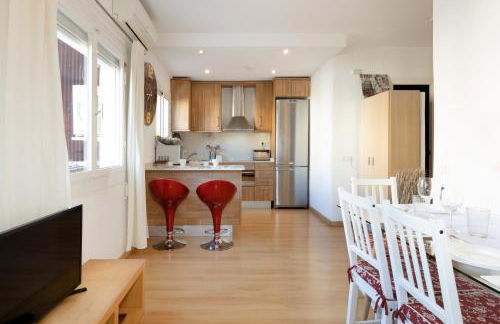 Cute Apartment in Sants Station with HBO & Alexa & AC - Photo 4