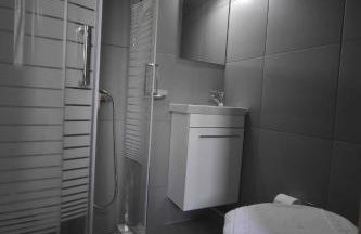 AVR Airport Deluxe Suites 4 AIRPORT FREE SHUTLE - Foto 26