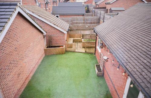 Luxurious 3-Story Townhouse, sleeps up to 10! - Foto 47