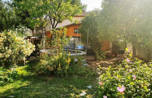 La cabane au fond du jardin - Foto 2