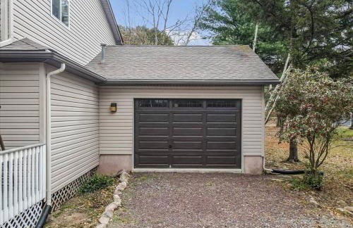 Rustic Modern Retreat in Poconos - Foto 21