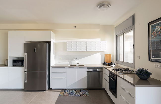 Deluxe & Terrace with City Overview by FeelHome - Foto 7