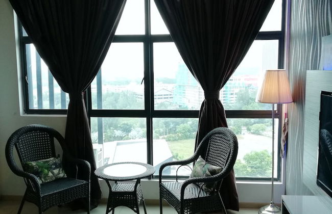Lawang Suite 1 Bedroom Corner Apartment - Photo 32